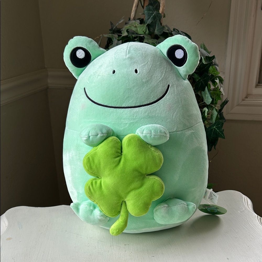 Takara Green Frog 14” Plush with Clover New